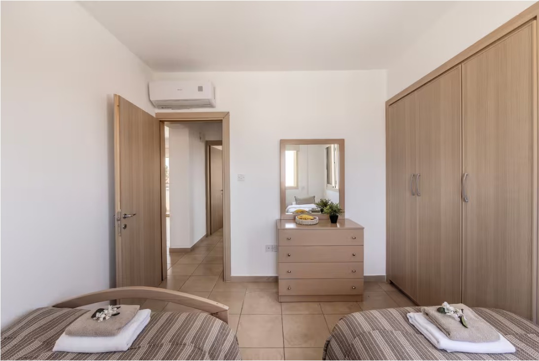 Apartment, 2 bedrooms — 8