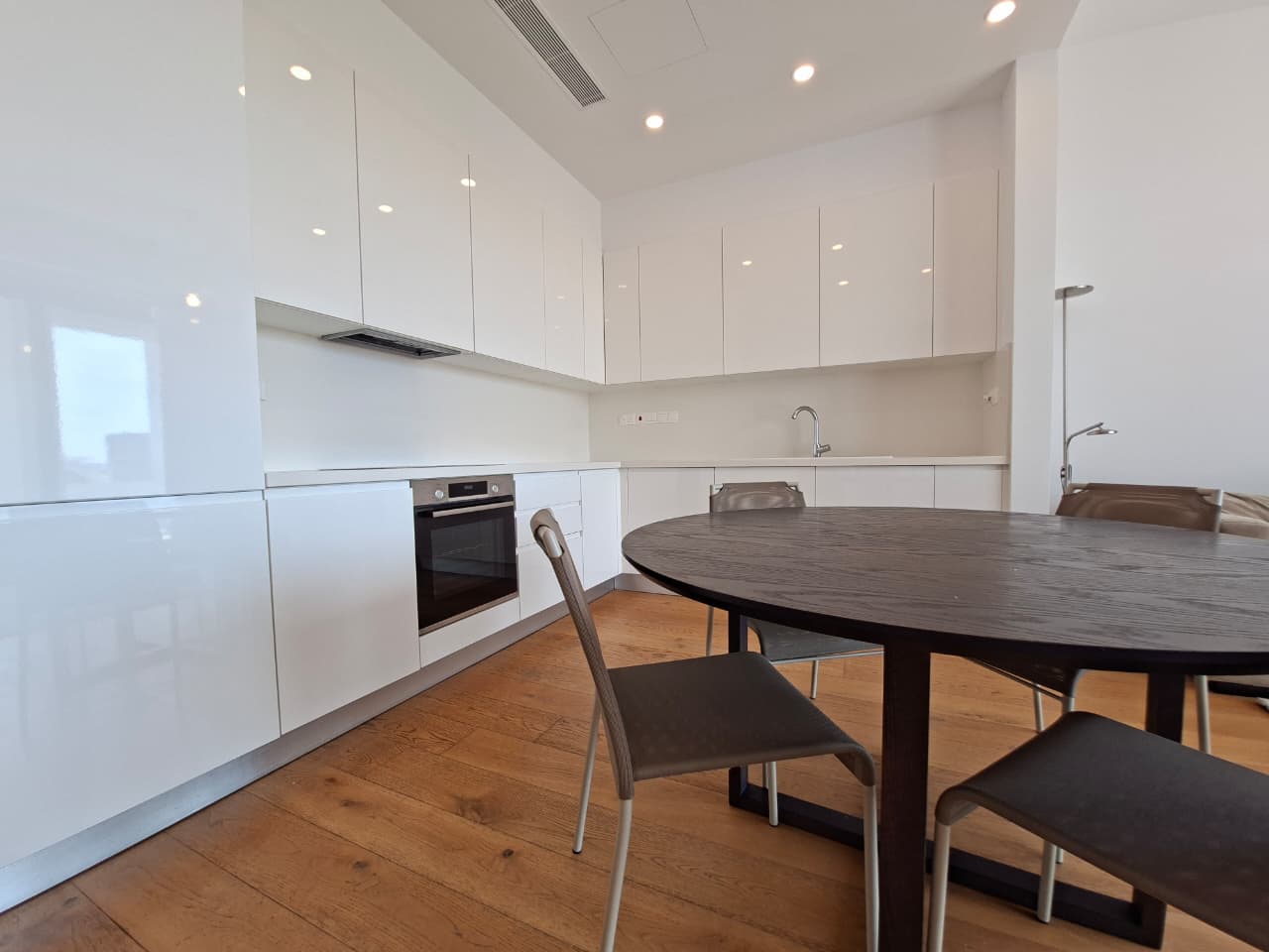 Apartment, 2 bedrooms — 3