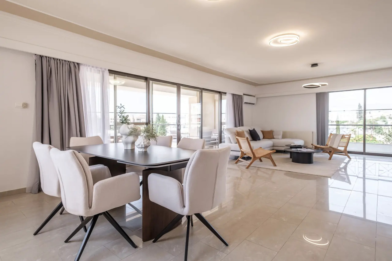 Apartment, 5 bedrooms — 8