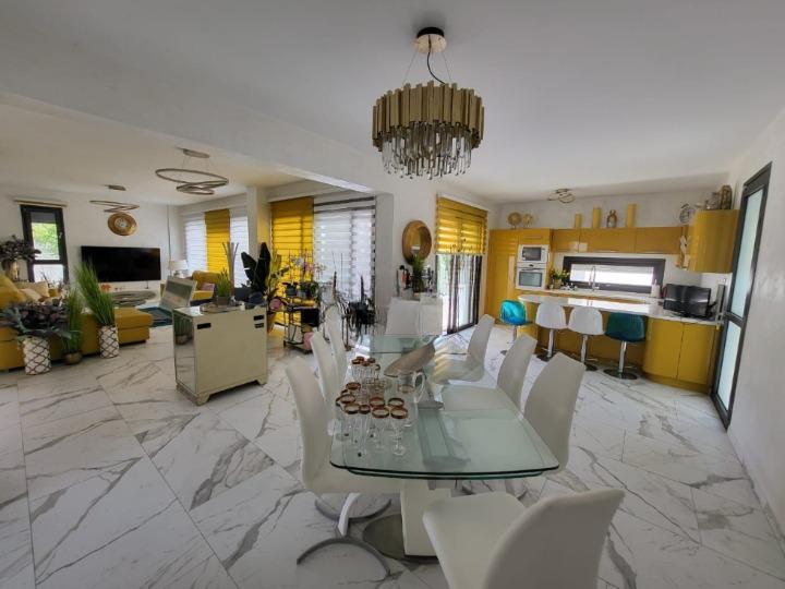 New villa in Larnaca