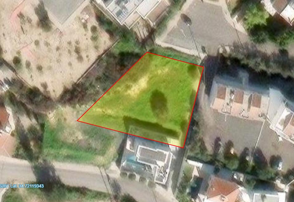 Земля в Лимассоле