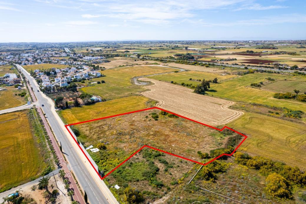 Land in Famagusta