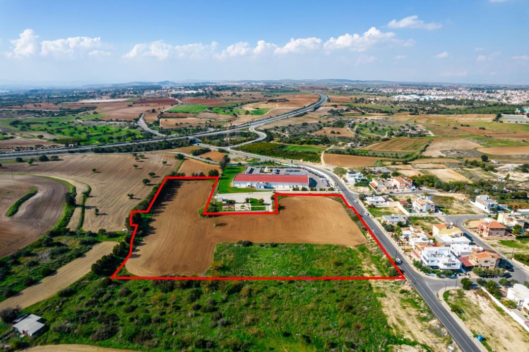 Land in Larnaca