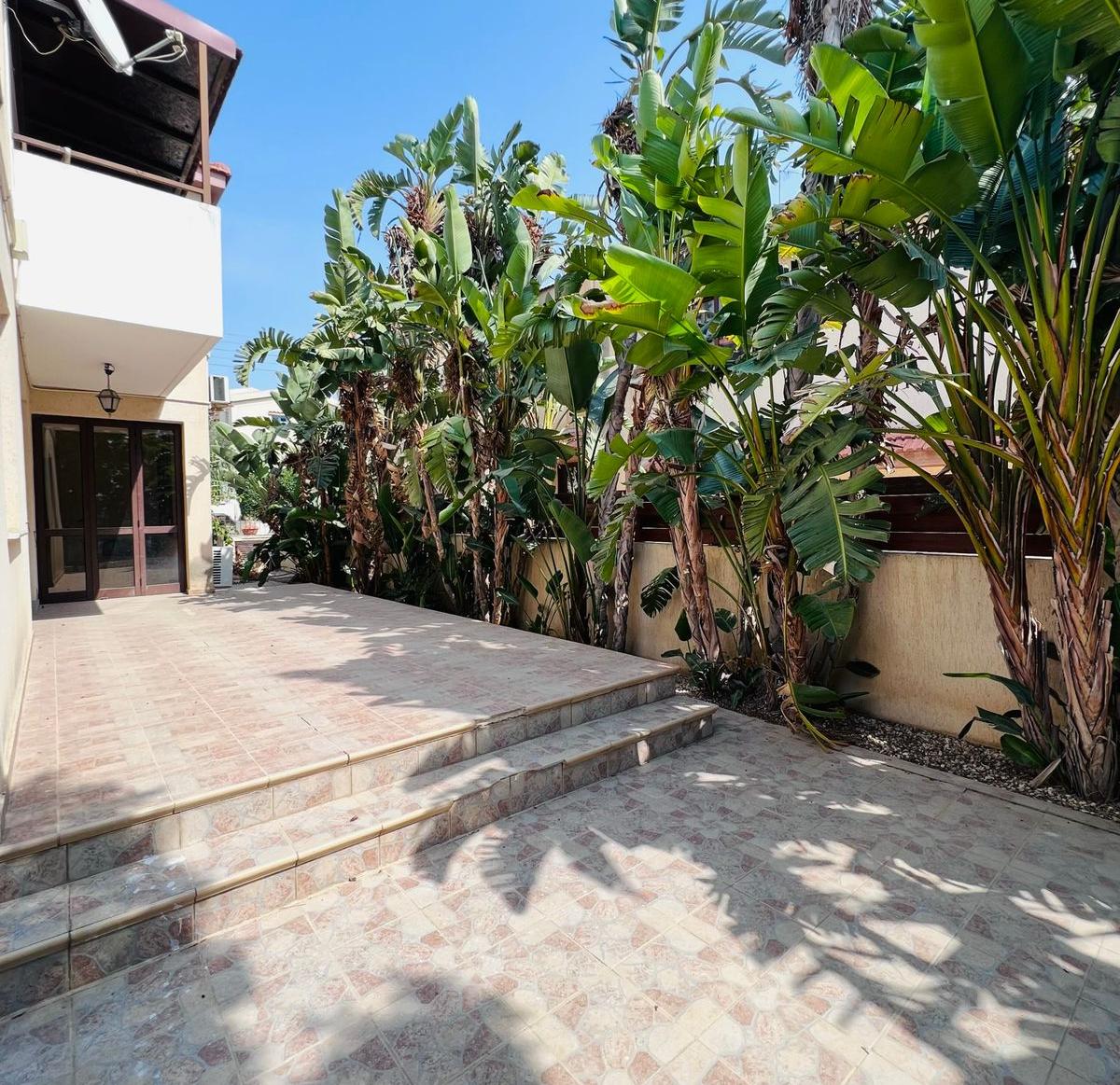Villa, 4 bedrooms — 16