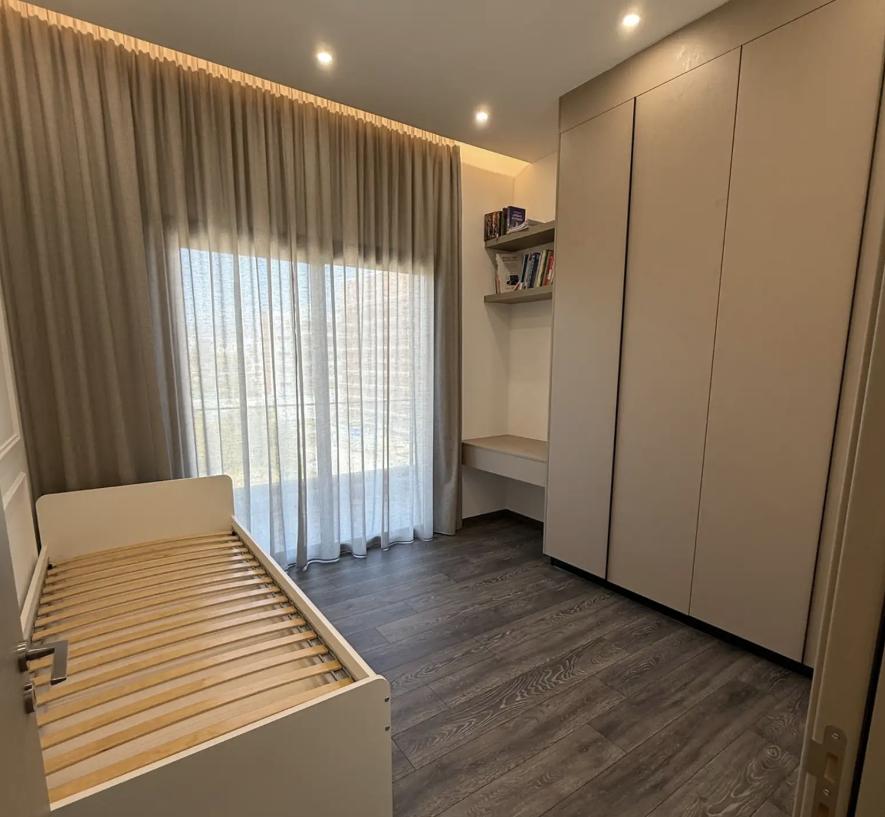 Apartment, 3 bedrooms — 5