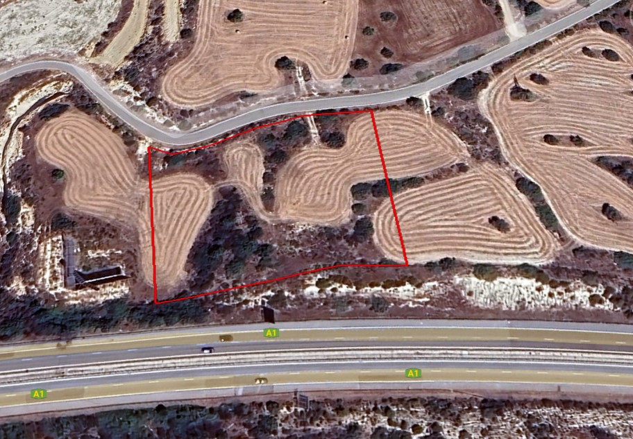 Land in Larnaca