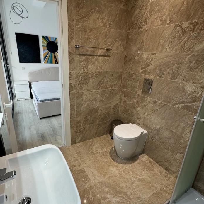 Apartment, 3 bedrooms — 11