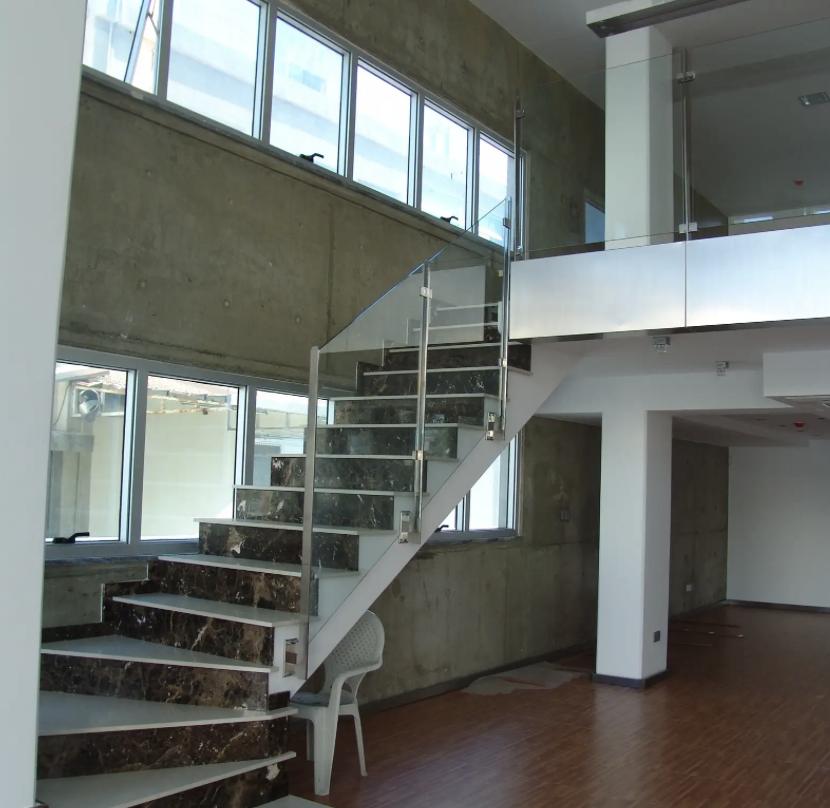 Коммерческое здание в Лимассоле