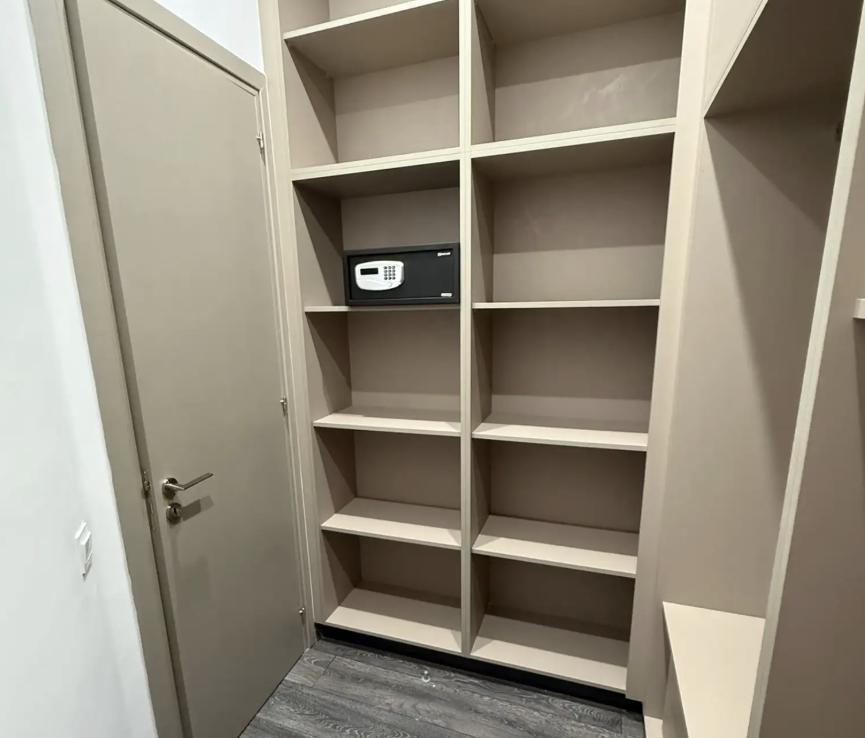 Apartment, 3 bedrooms — 11