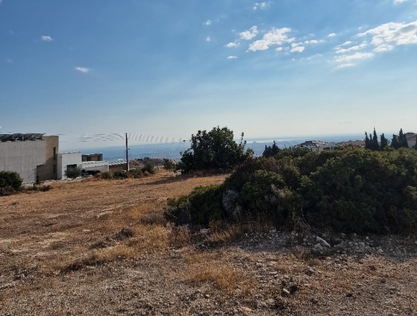 Land in Limassol