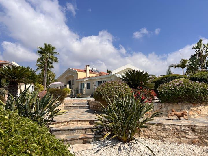 Villa in Paphos