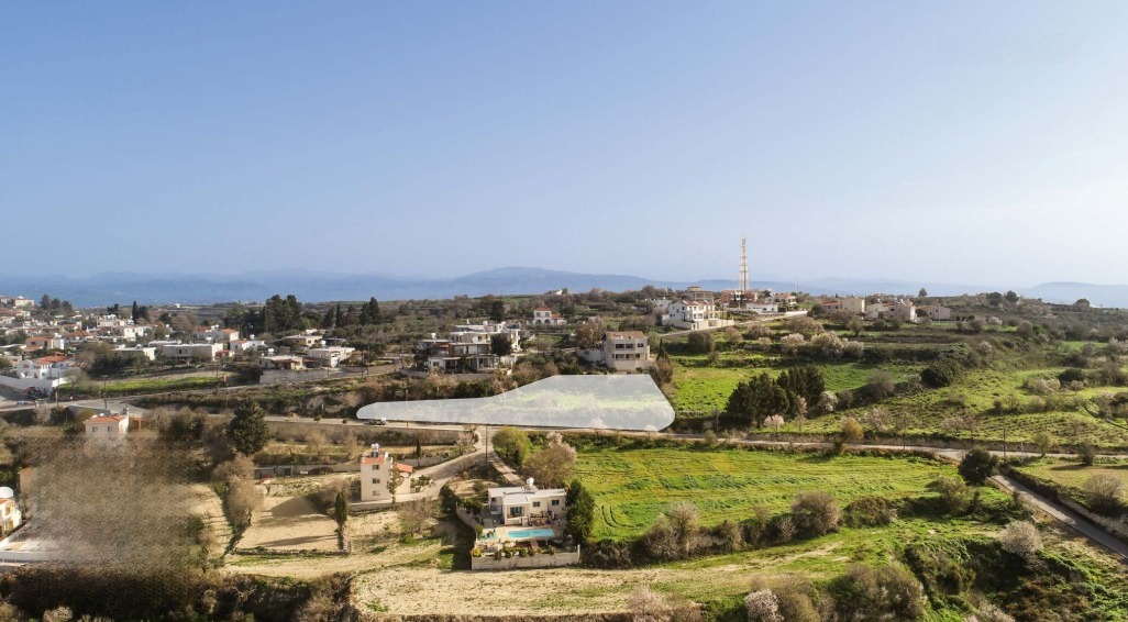 Земля в Пафосе