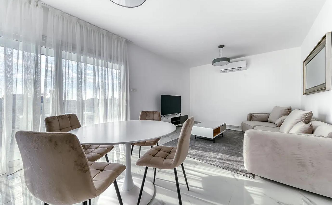 Apartment, 3 bedrooms — 6