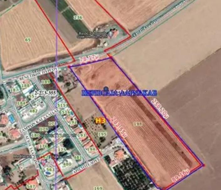 Land in Larnaca