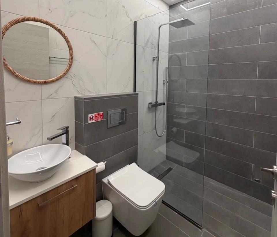 Apartment, 3 bedrooms — 8
