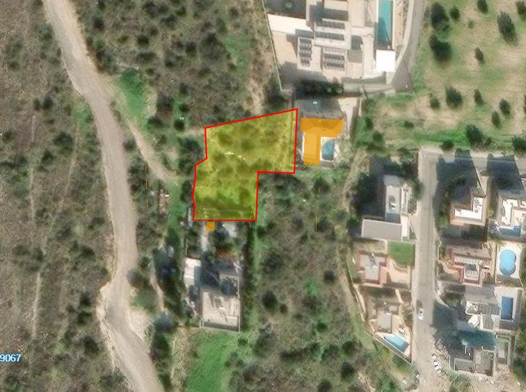 Земля в Лимассоле