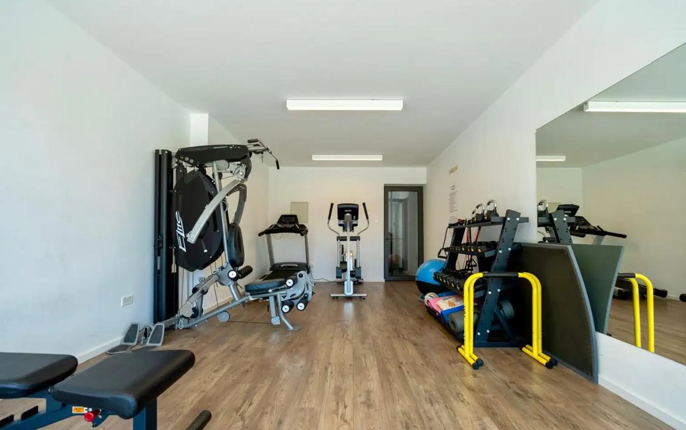 Apartment, 2 bedrooms — 12
