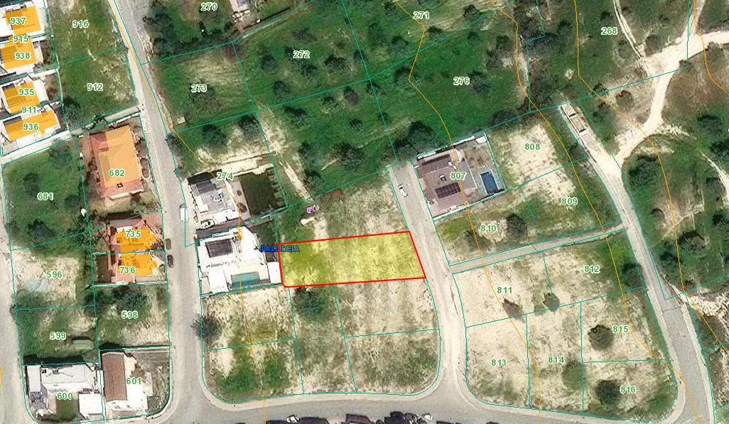 Земля в Лимассоле