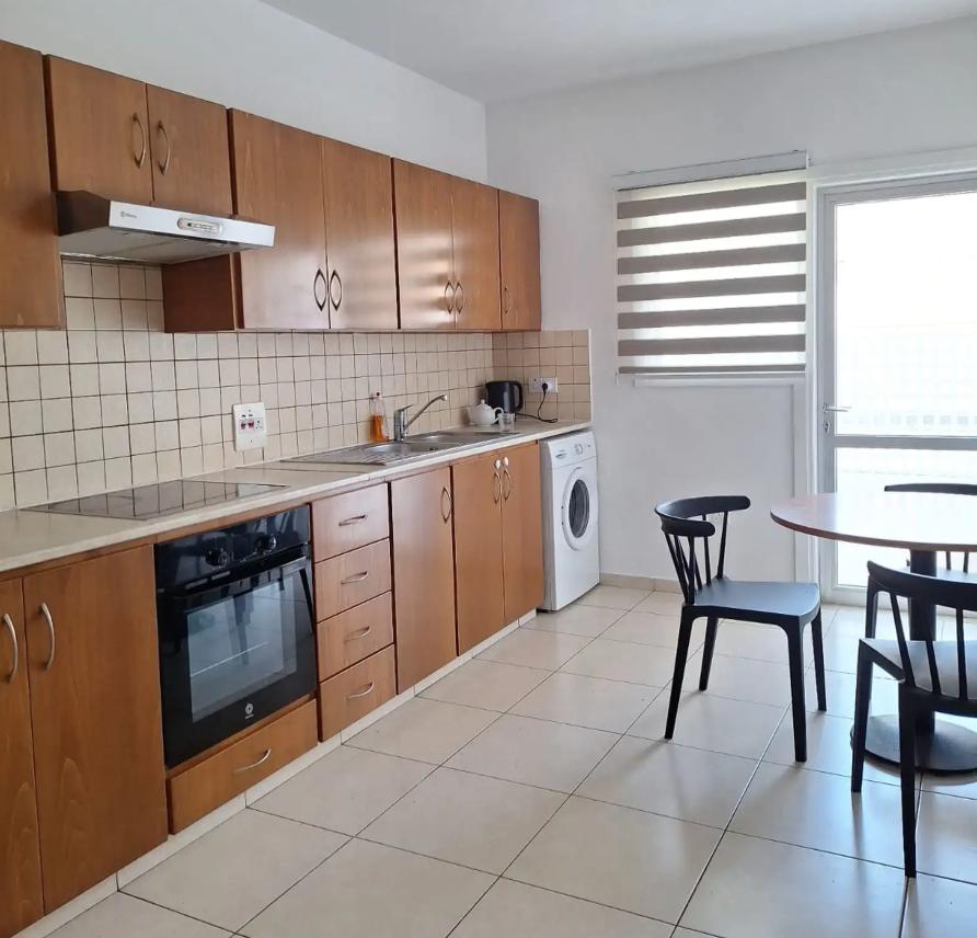 Apartment, 3 bedrooms — 2