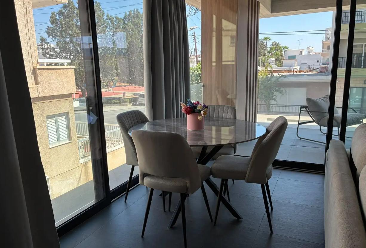Apartment, 2 bedrooms — 5