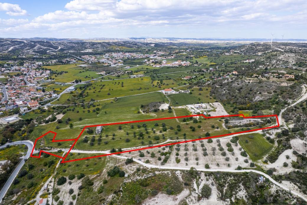 Land in Larnaca