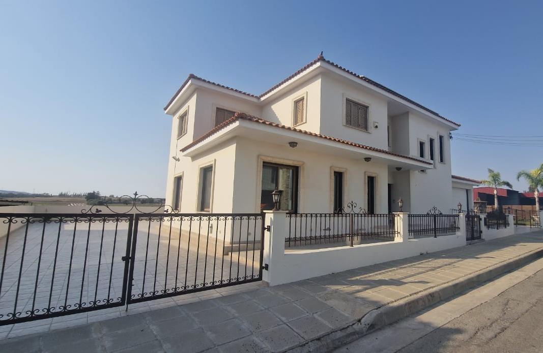 Villa in Larnaca