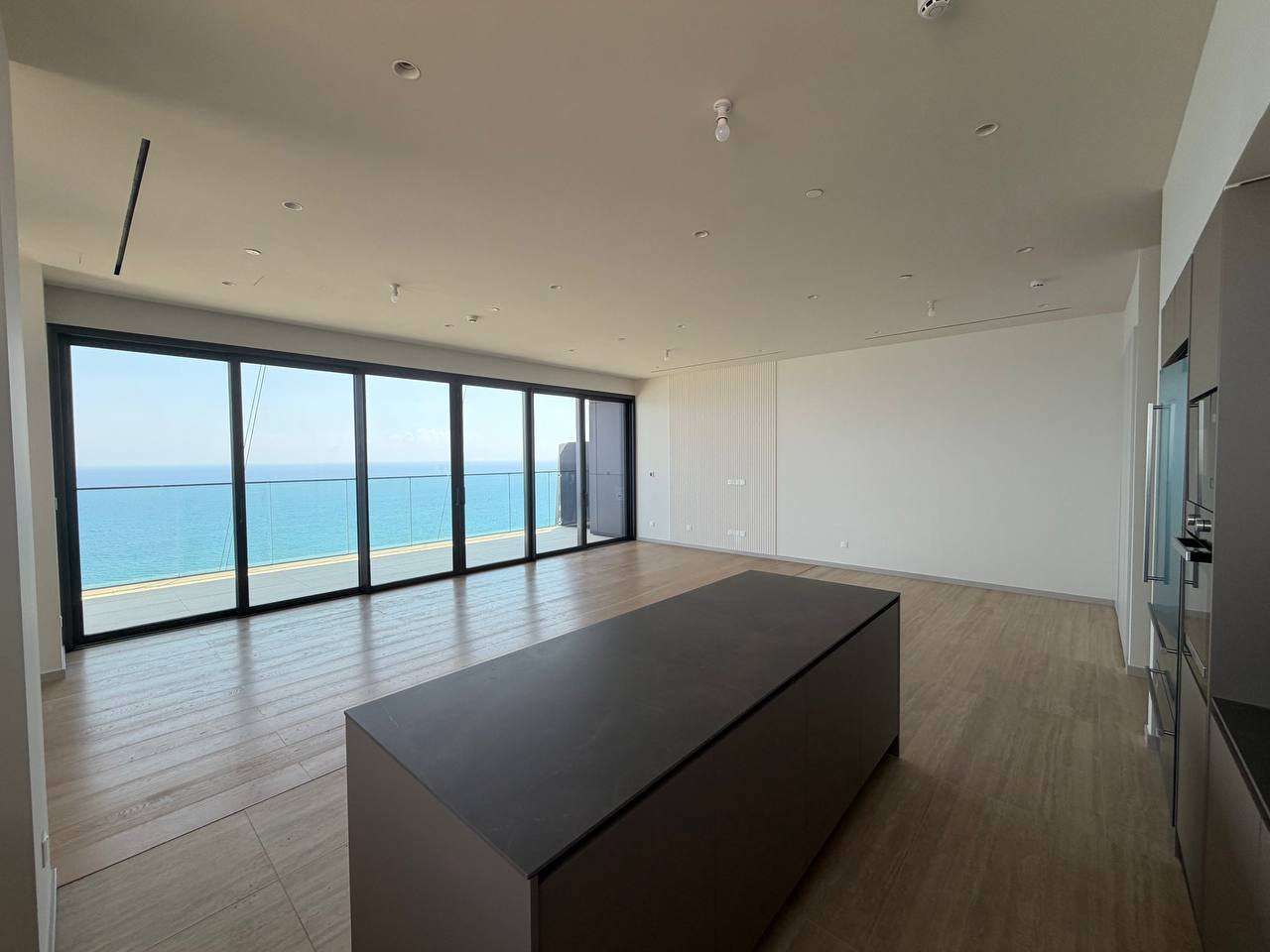 Apartment, 3 bedrooms — 3