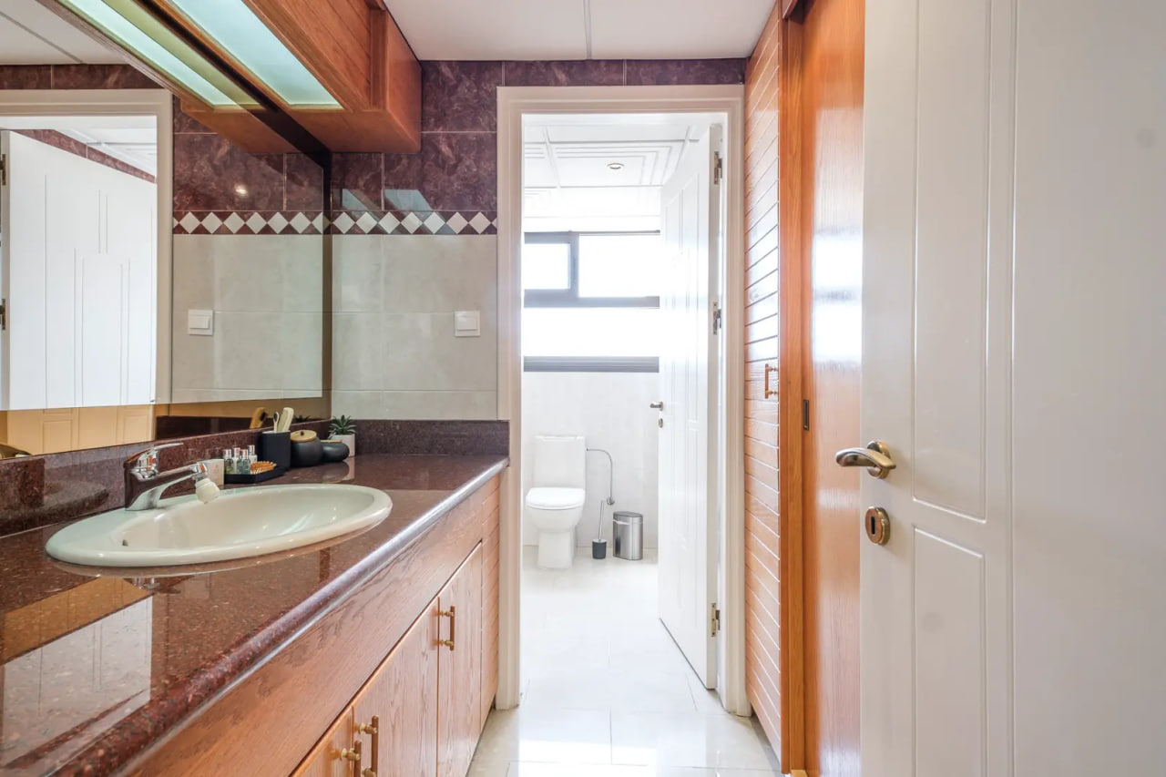 Apartment, 5 bedrooms — 36