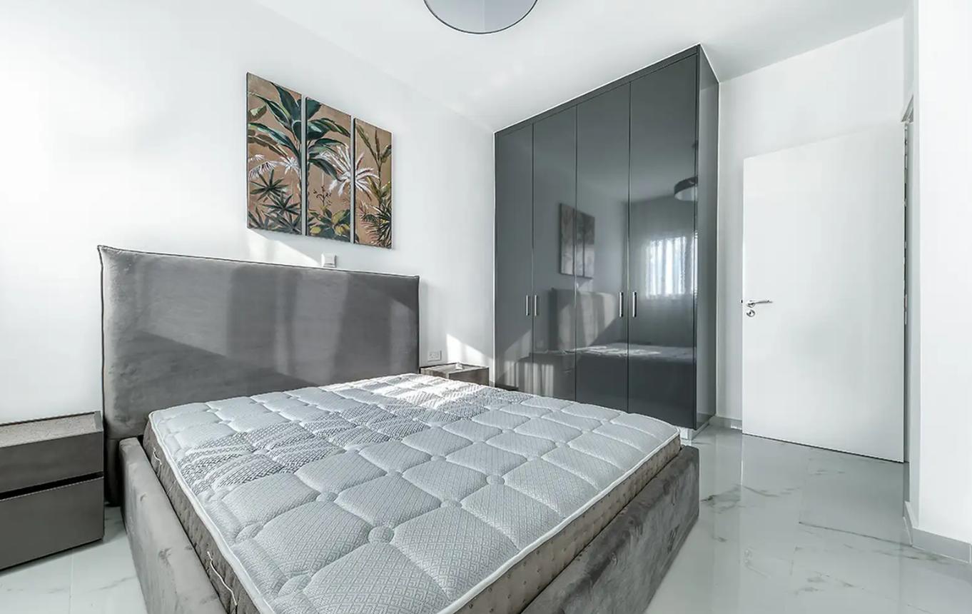 Apartment, 3 bedrooms — 8