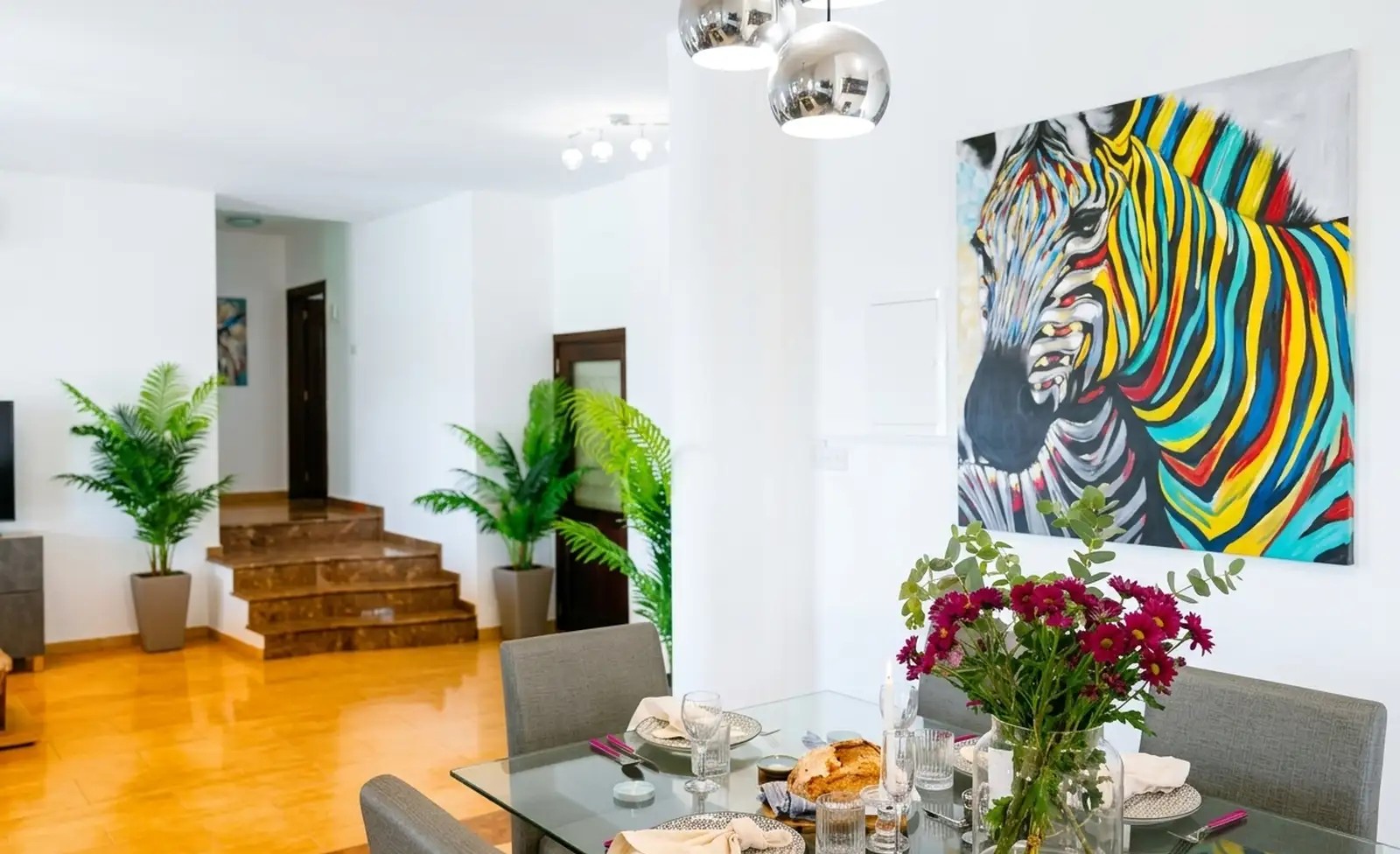 Villa, 6 bedrooms — 12
