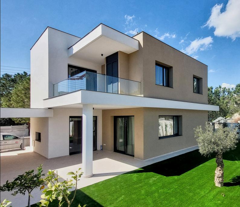 New villa in Limassol