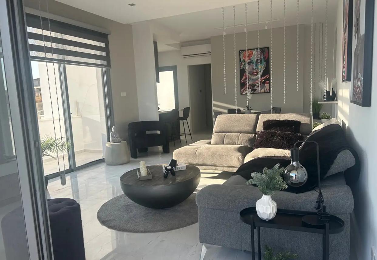 Apartment, 2 bedrooms — 6