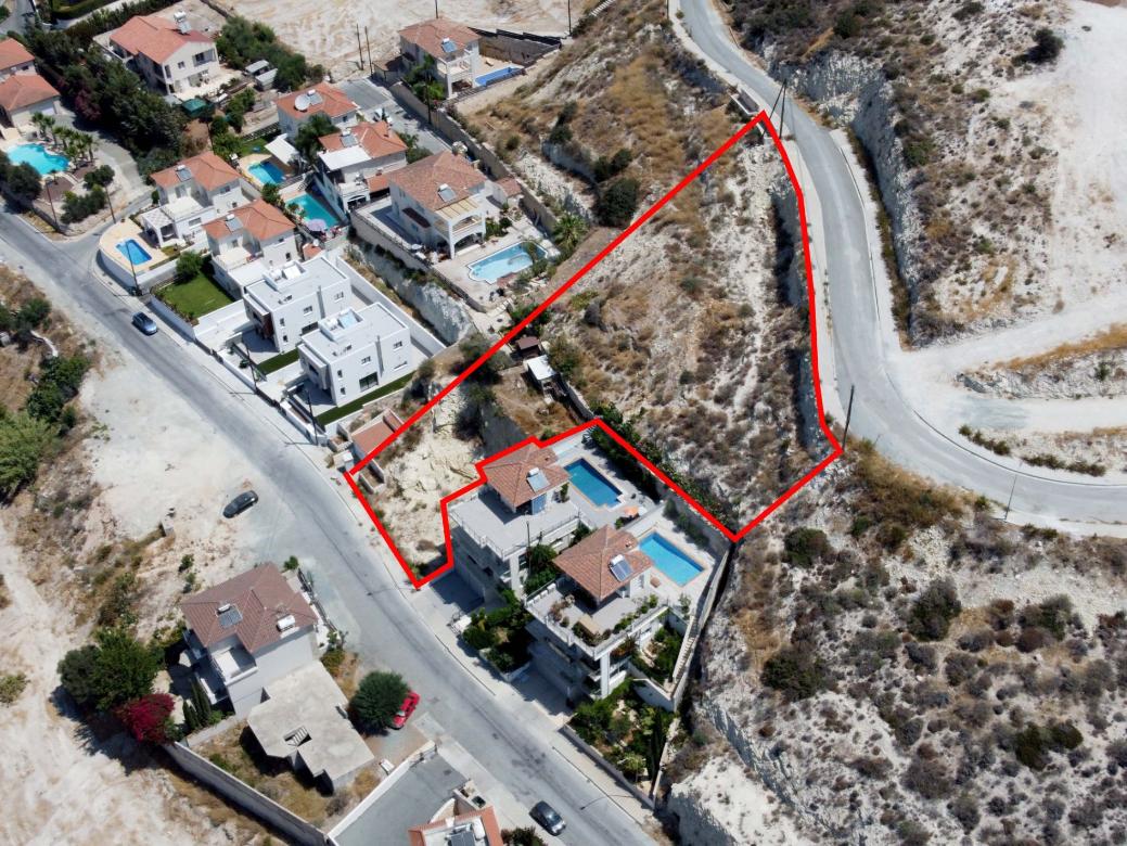 Land in Limassol
