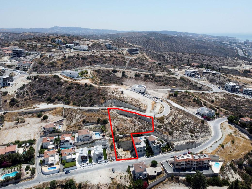 Land in Limassol