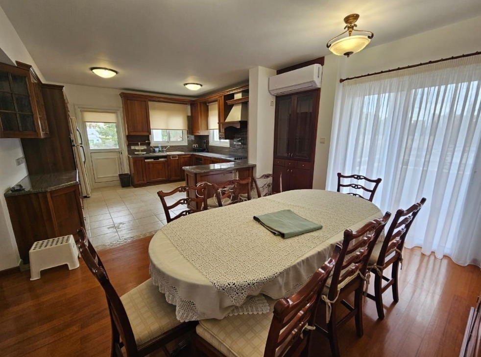 Apartment, 2 bedrooms — 5