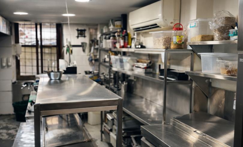 Действующий бизнес доставки еды с полной ресторанной лицензией в Лимассоле