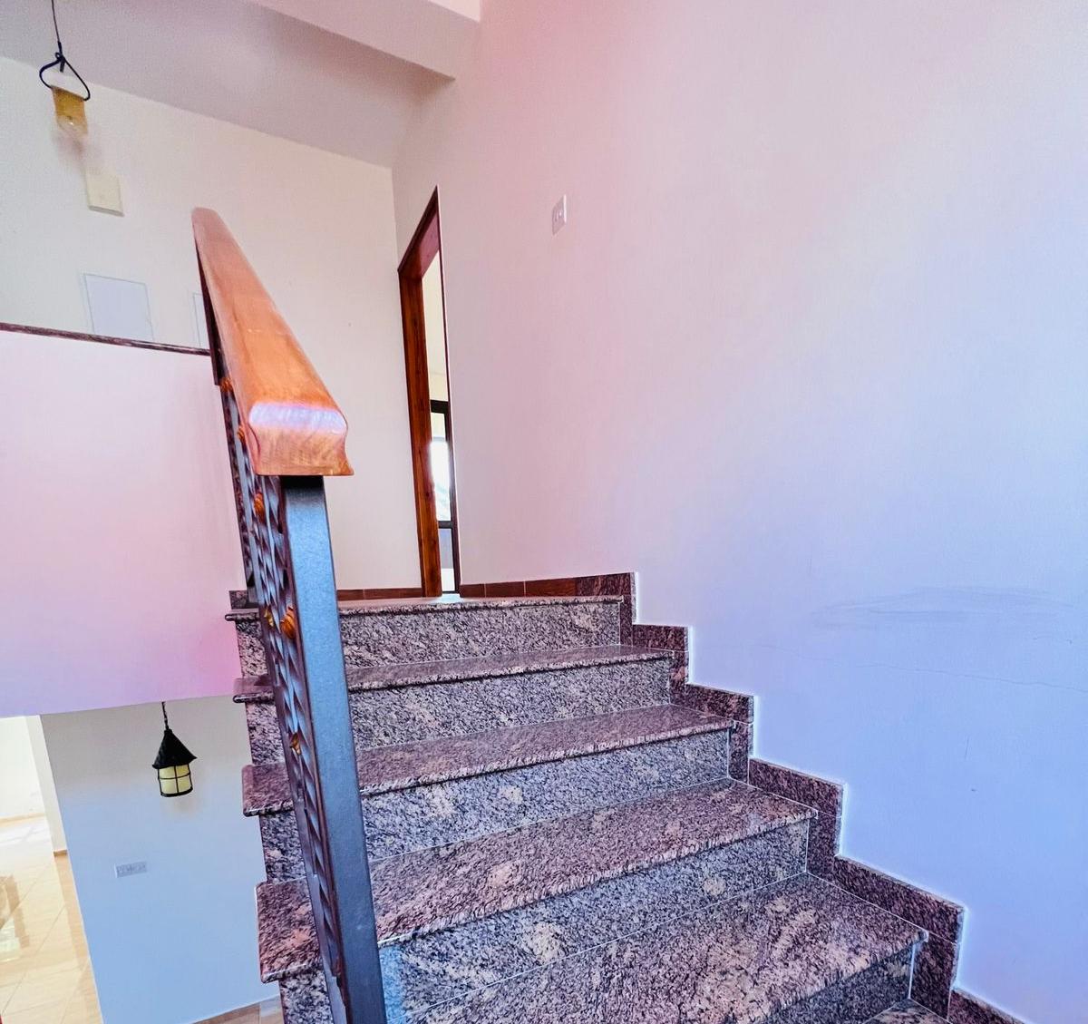 Villa, 4 bedrooms — 13