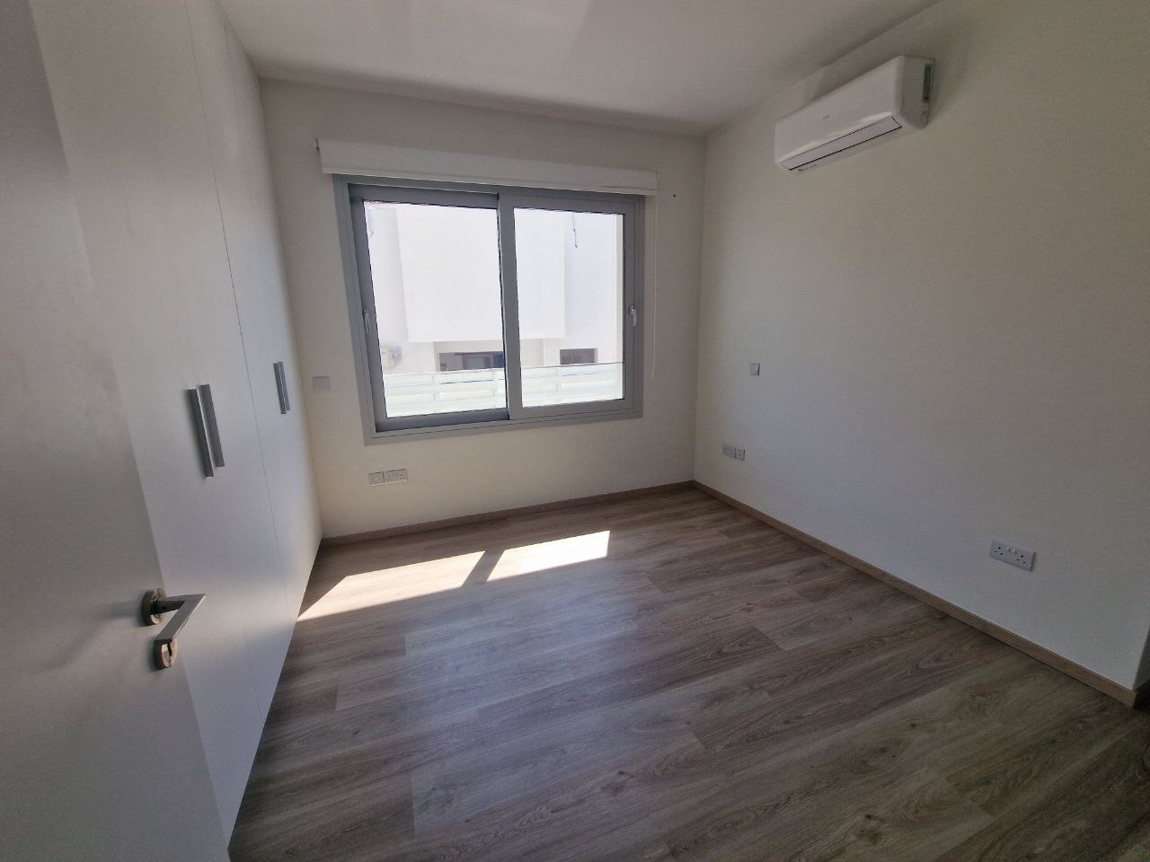 Apartment, 2 bedrooms — 4