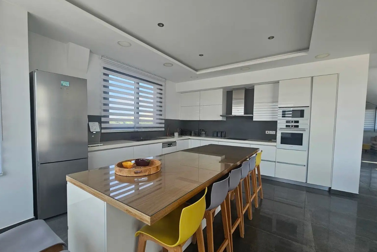 Villa, 4 bedrooms — 9