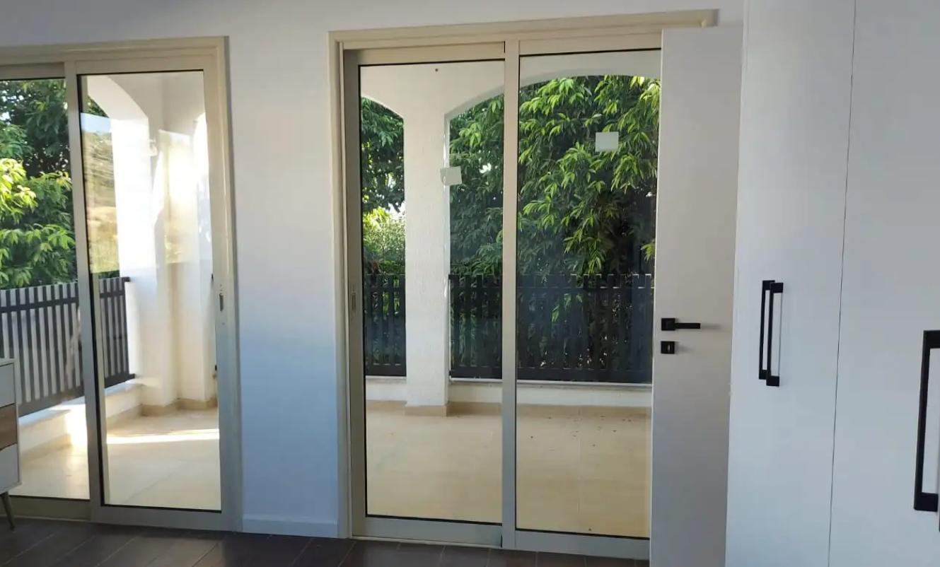 Villa, 5 bedrooms — 9