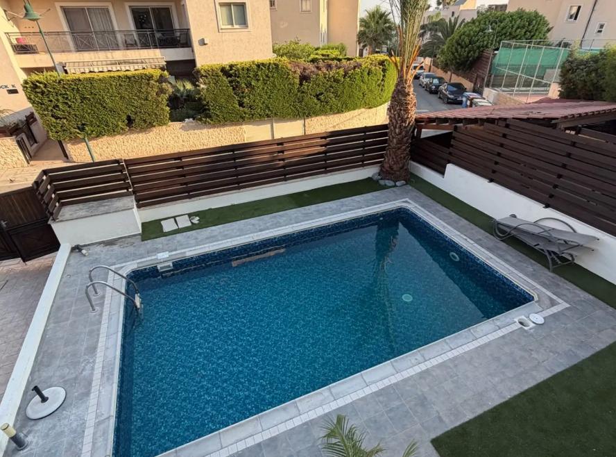 Villa, 3 bedrooms — 8