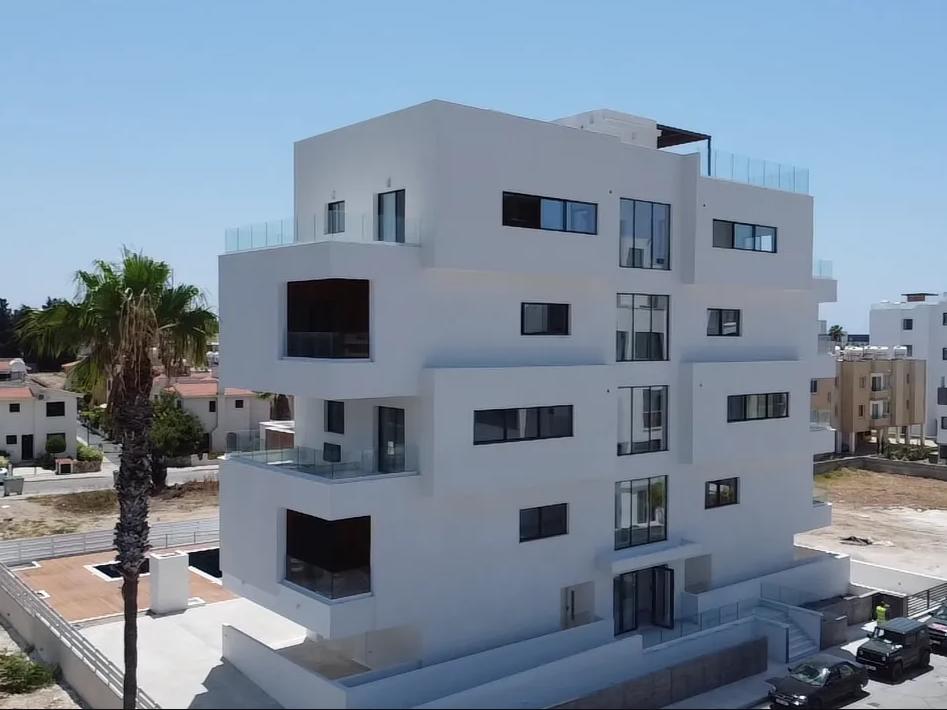New flat in Paphos