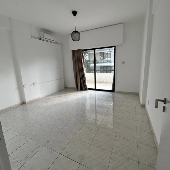 Apartment, 3 bedrooms — 6