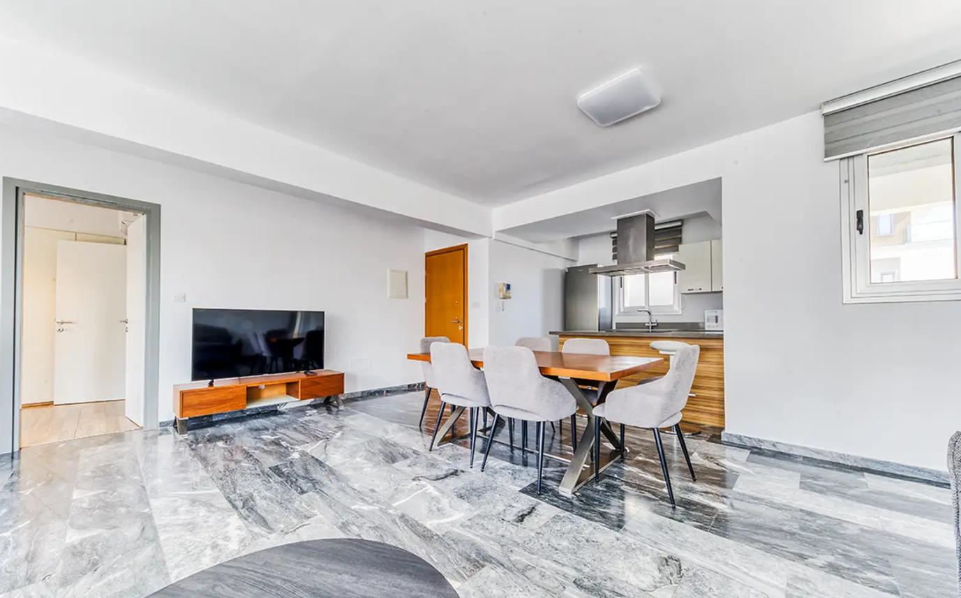 Apartment, 3 bedrooms — 8