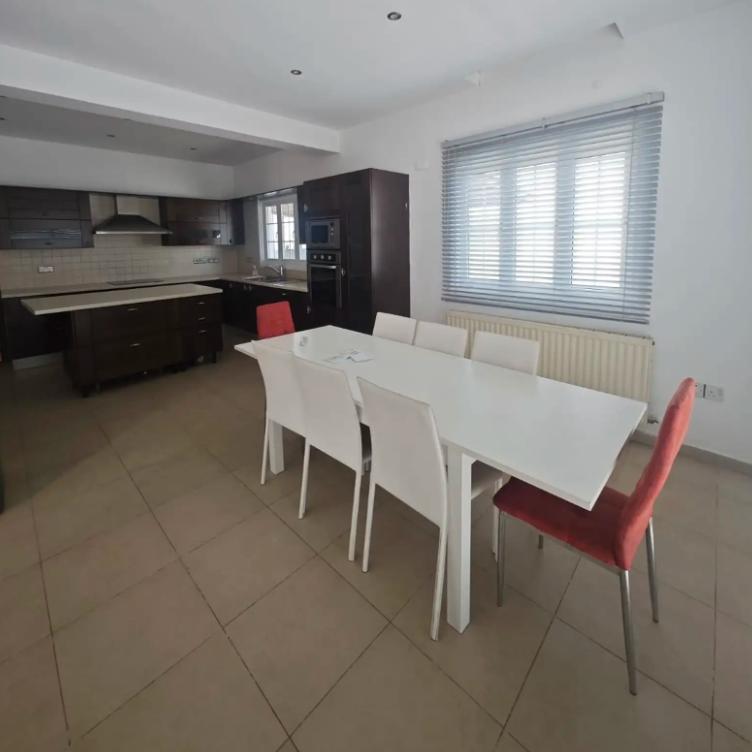 Дом в Ларнаке