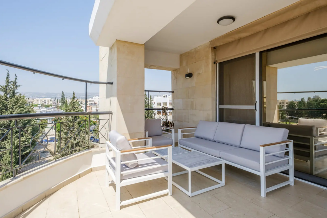 Apartment, 5 bedrooms — 38