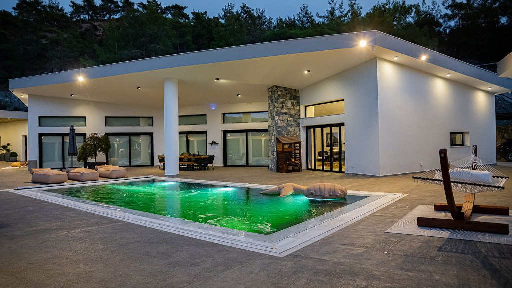 New villa in Limassol