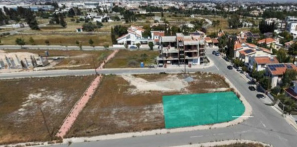 Земля в Никосии