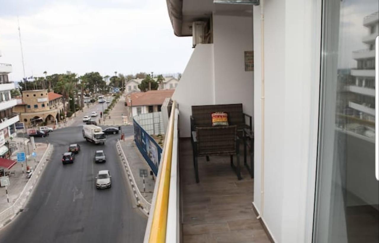 Apartment, 2 bedrooms — 11