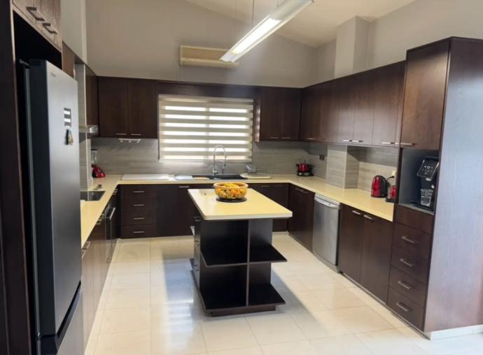 Villa, 3 bedrooms — 2